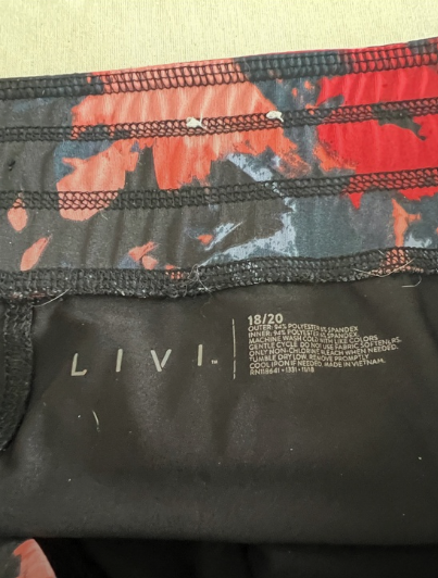 LIVI Active Floral Athletic Shorts 18/20 Black Red Lined Running Plus Size1