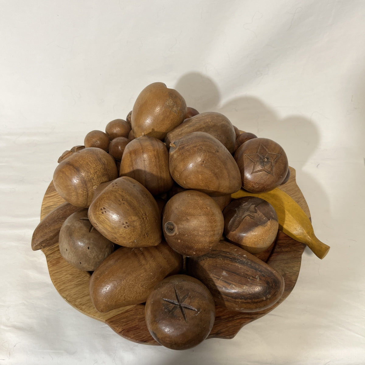 Vintage Wood Fruit Set 21 Pc Bowl Grapes Banana Pear Apple Retro Kitchen Decor0