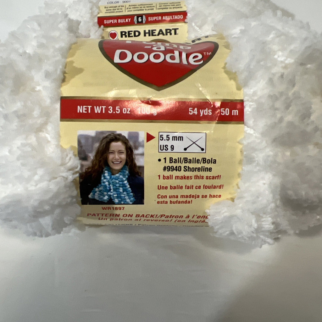 Red Heart Pomp-a-Doodle Yarn Fluff 9001 White Super Bulky Lot 2 Skeins 54 Yd3