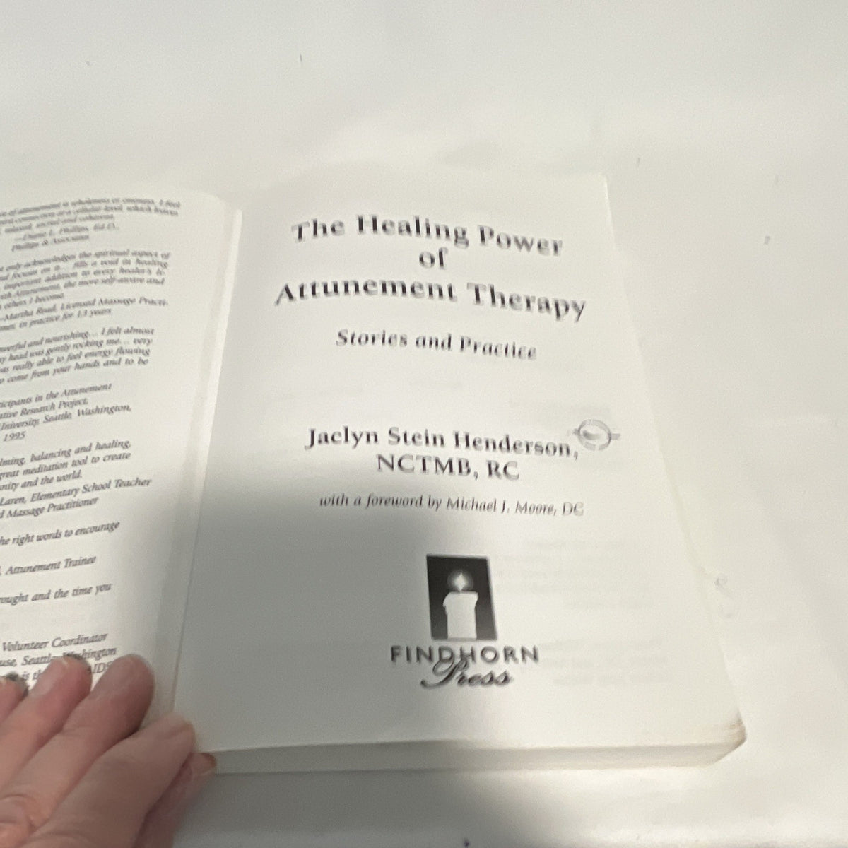 The Healing Power of Attunement Therapy Paperback Jaclyn Stein Henderson 19981