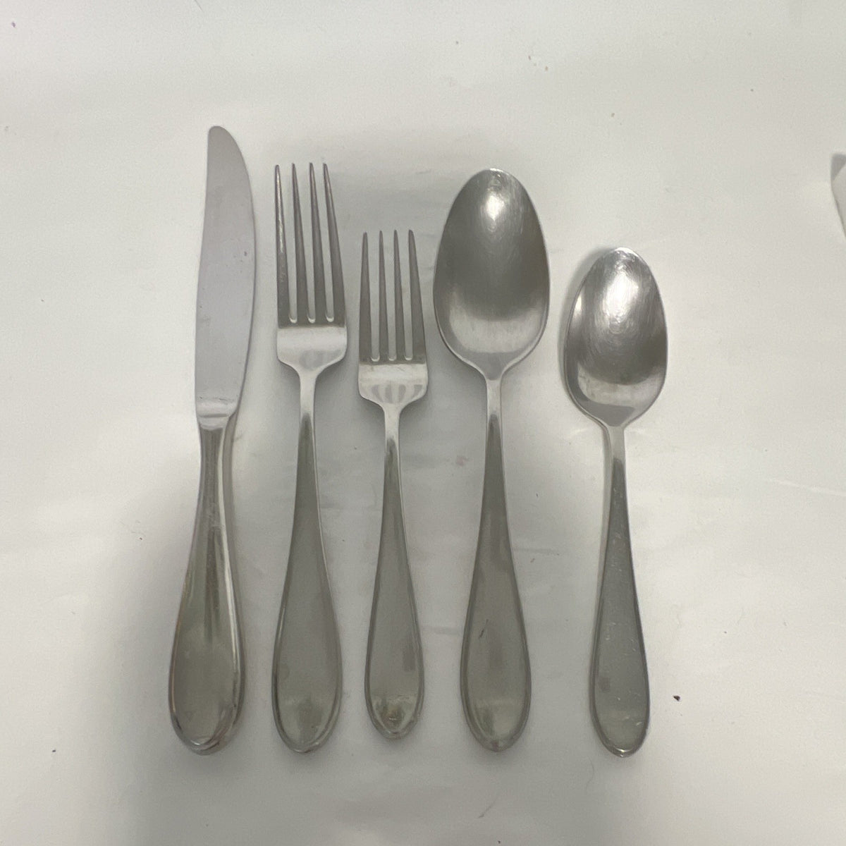 Yamazaki Stainless Steel 5-Piece Flatware Set Knife Fork Spoon Silver Glossy0